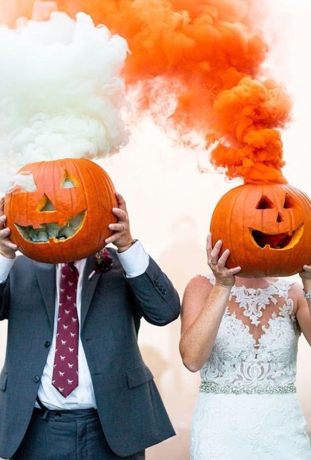 صور مازحة للعروسين