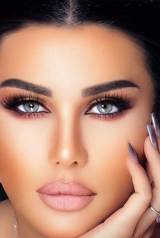 طريقة عمل مكياج رائع بأسلوب جيني أسبر يناسب فصل الخريف