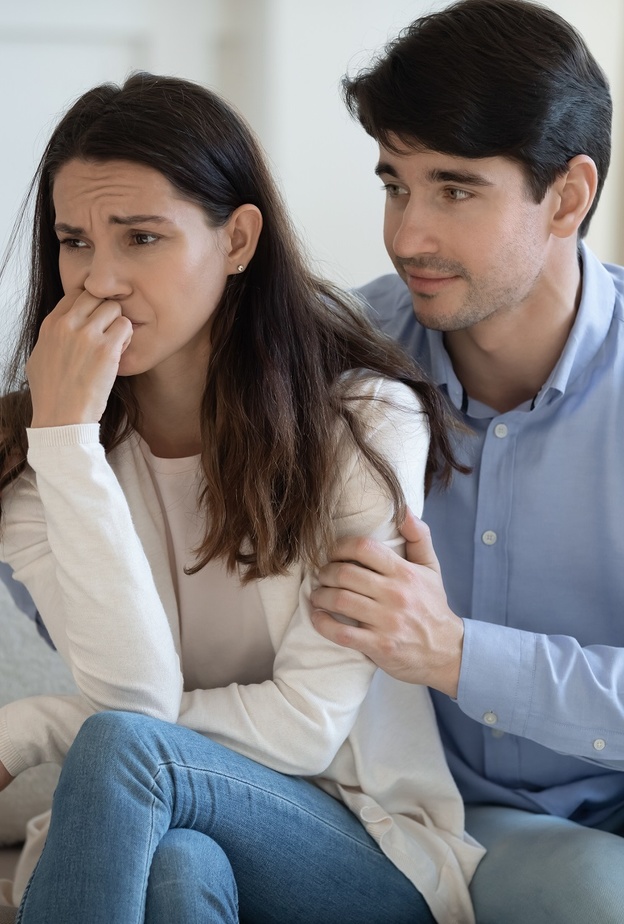 عبارات يقولها الرجل تسبب شعور المرأة بعدم الأمان