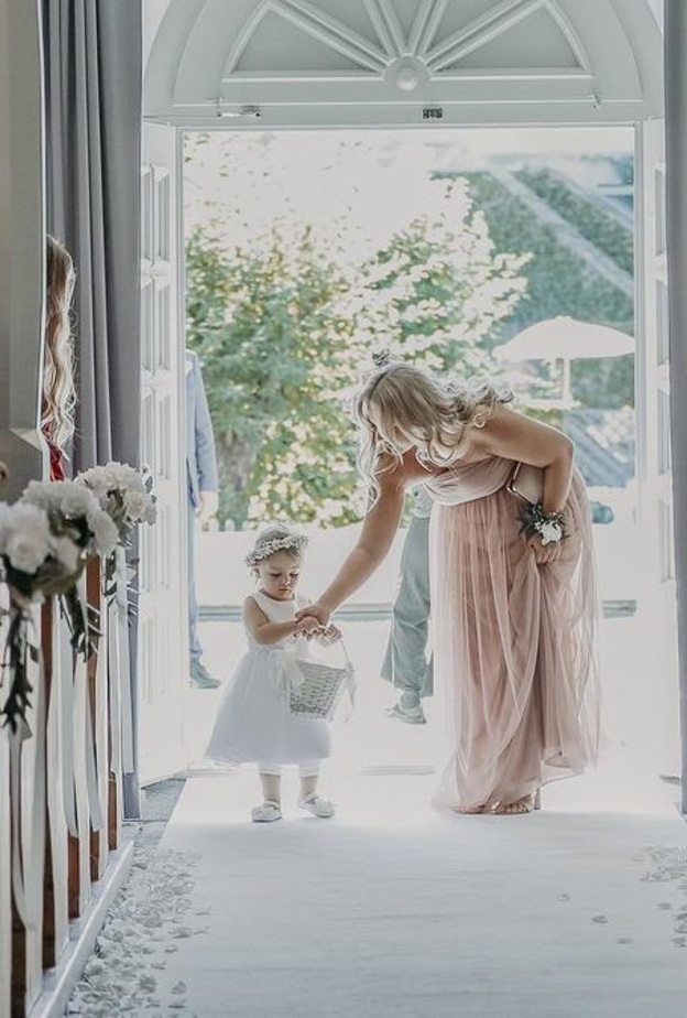 عروس تستثني ابنة أختها من حفلة الزفاف