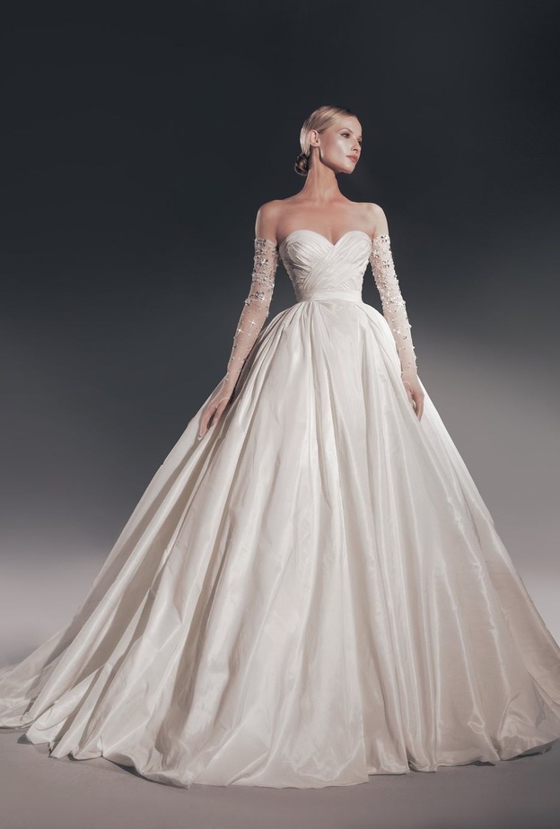 فساتين زفاف زهير مراد بقصة الأميرات انستقرام@zuhairmuradofficial