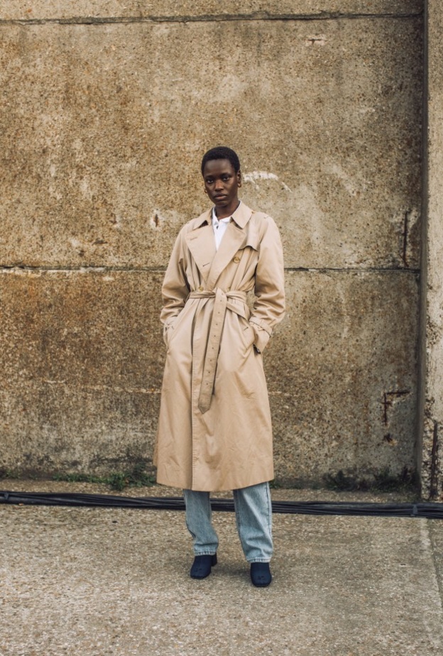 قومي بإبراز الخصر بالأحزمة