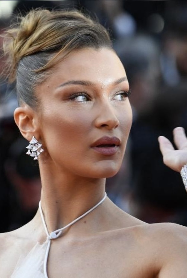 مجوهرات بيلا حديد من بولغري