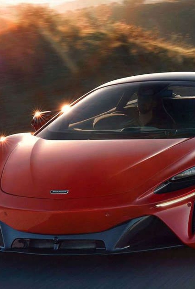 مكلارين تكشف عن سياراتها الجديدة الهجينة أرتورا 2022 صوره من تويتر