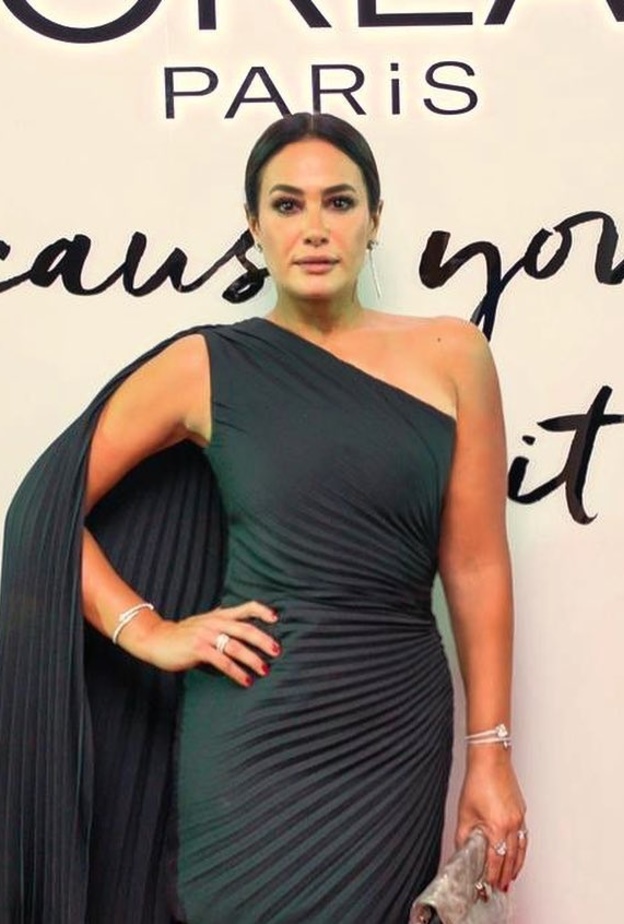 هند صبري بمجوهرات بولغاري-الصورة من حسابها على انستقرام للمصور حسن أمين