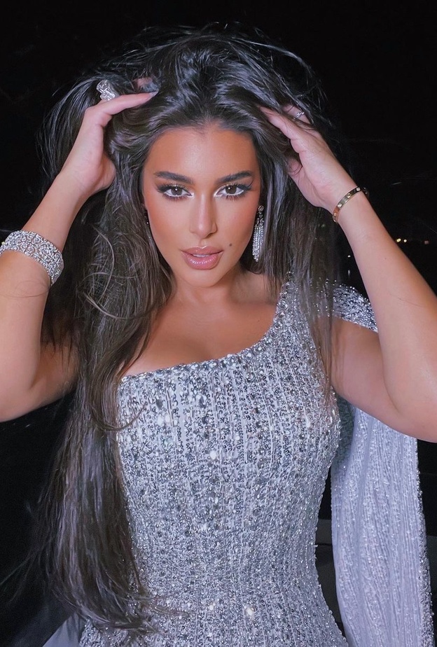 ياسمين صبري بتنسيقات مختلفة في أحدث إطلالاتها