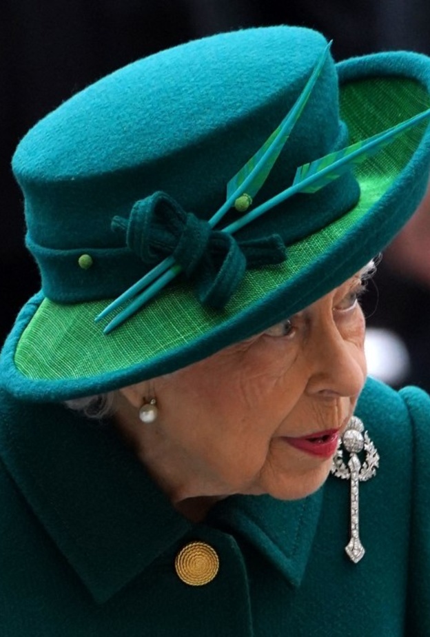 للمرة الأولى منذ وفاته.. الملكة إليزابيث الثانية تتحدث عن زوجها الأمير فيليب