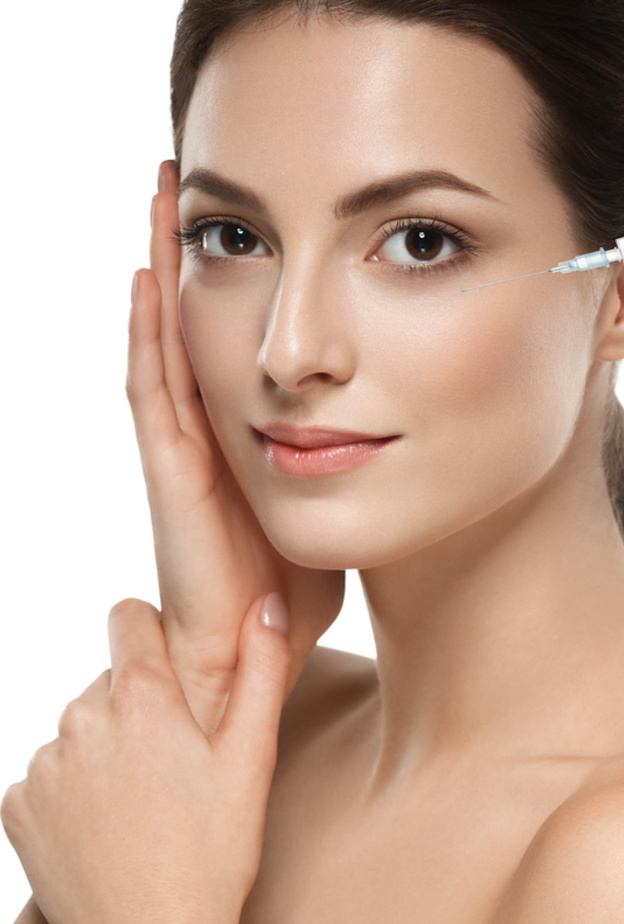 نصائح ومستحضرات لبشرة منتعشة وممتلئة ومشرقة لـخريف 2021