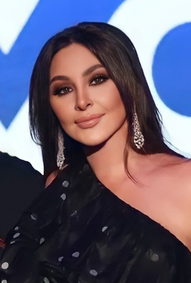  إليسا بأحدث إطلالة جمالية لها