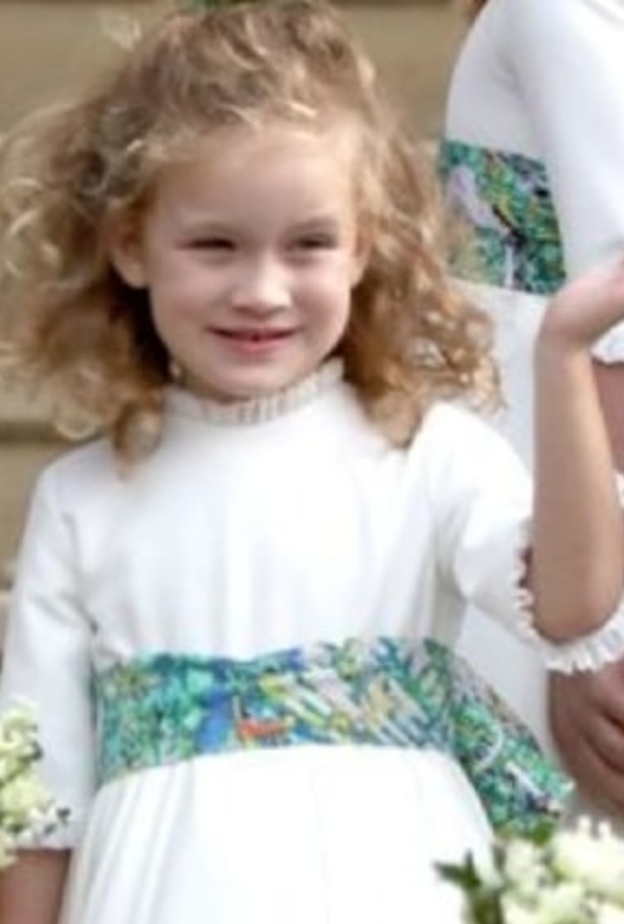 تعرفوا على وصيفة الشرف الصغيرة في حفل زفاف الأميرة يوجين