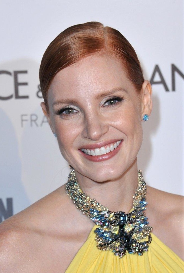 أبرز نصائح الجمال للمرأة الأربعينية من وحي النجمات العالميات