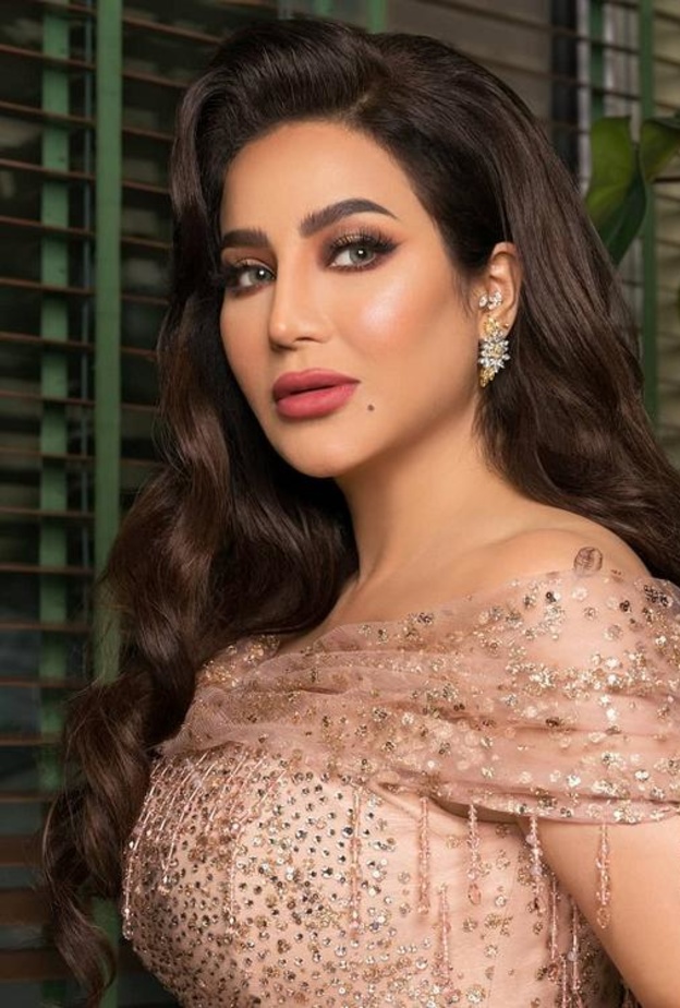 الإعلامية لجين عمران