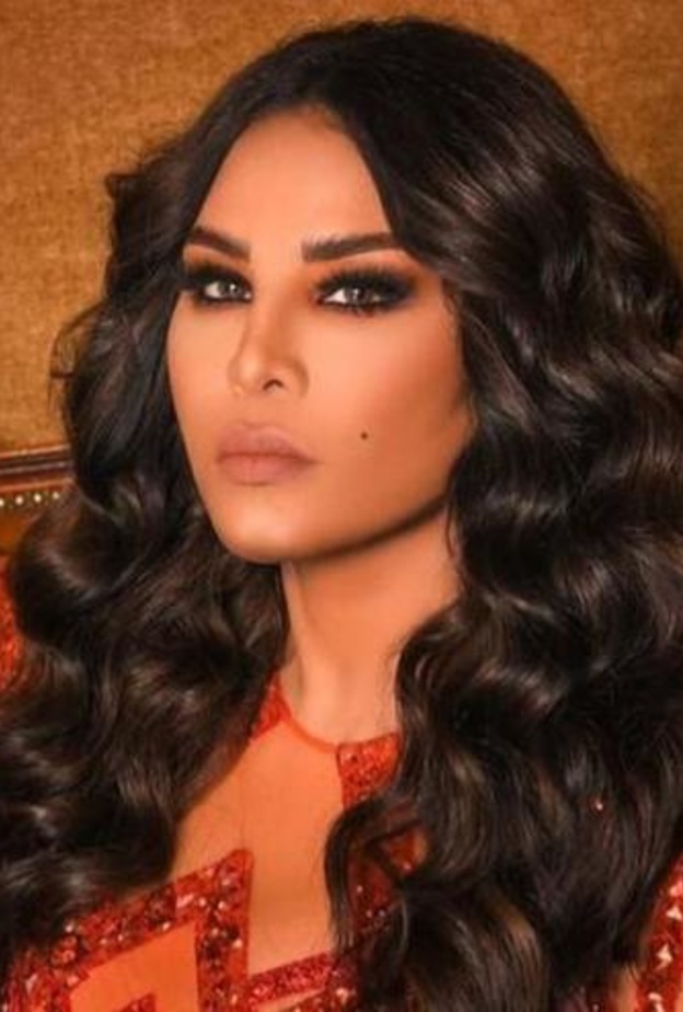 الفنانة أحلام