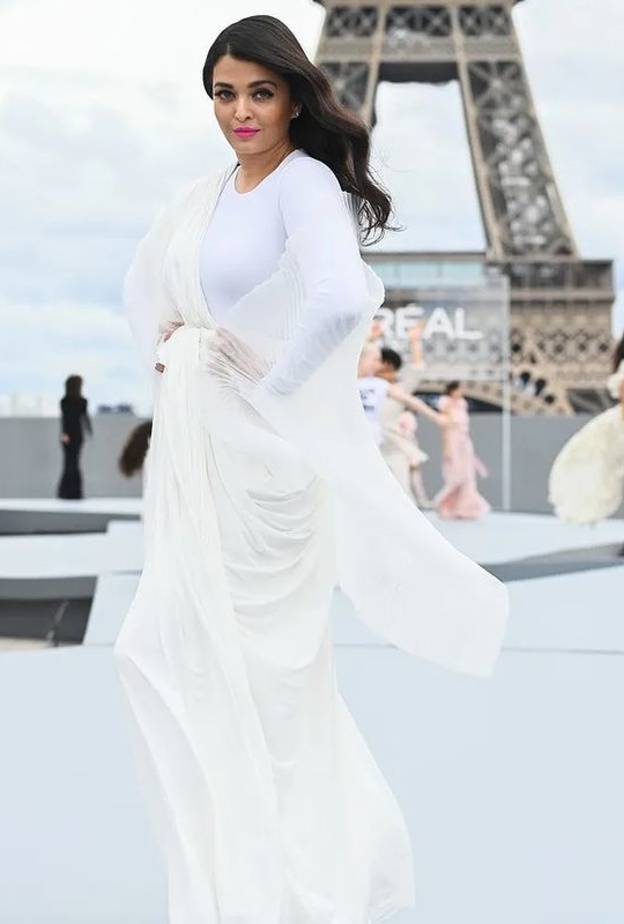 أحدث ظهور لآيشواريا راي في أسبوع الموضة في باريس