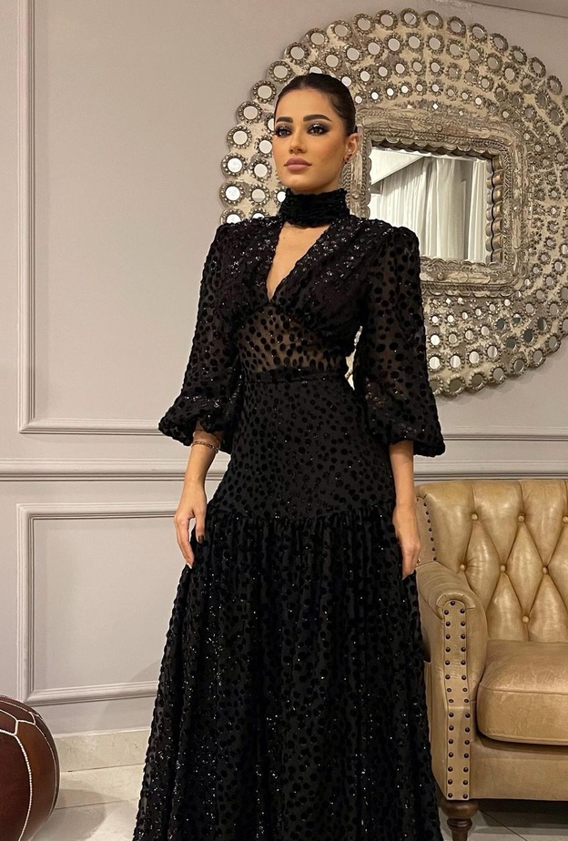 الفنانة رحمة رياض