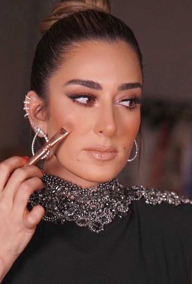 أسرار مكياج أمينة خليل بمناسبة عيد ميلادها وسبب رفضها لعمليات التجميل