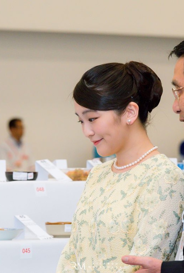 الأميرة ماكو رفضت منحة زواجها المالية منذ عام 2014