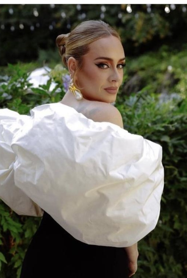 أديل تعترف بانهيار حياتها بعد الطلاق