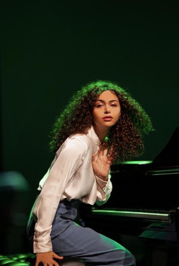 الموسيقية المبدعة عبير بالبيد: أستخدم الموسيقى لعلاج ذوي الإحتياجات الخاصة 