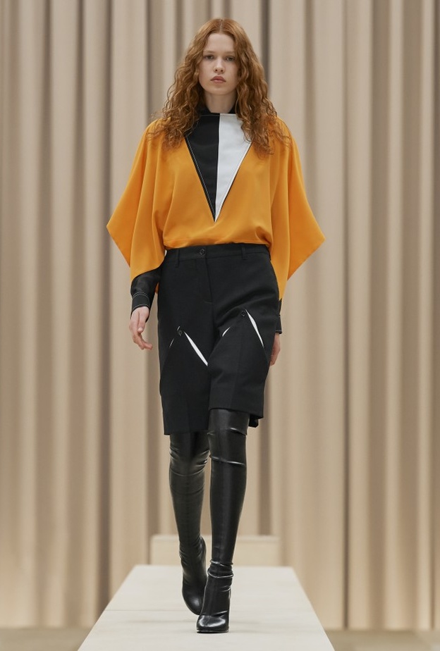 أفكار لاعتماد وتنسيق الشورت في الاطلالات الخريفية