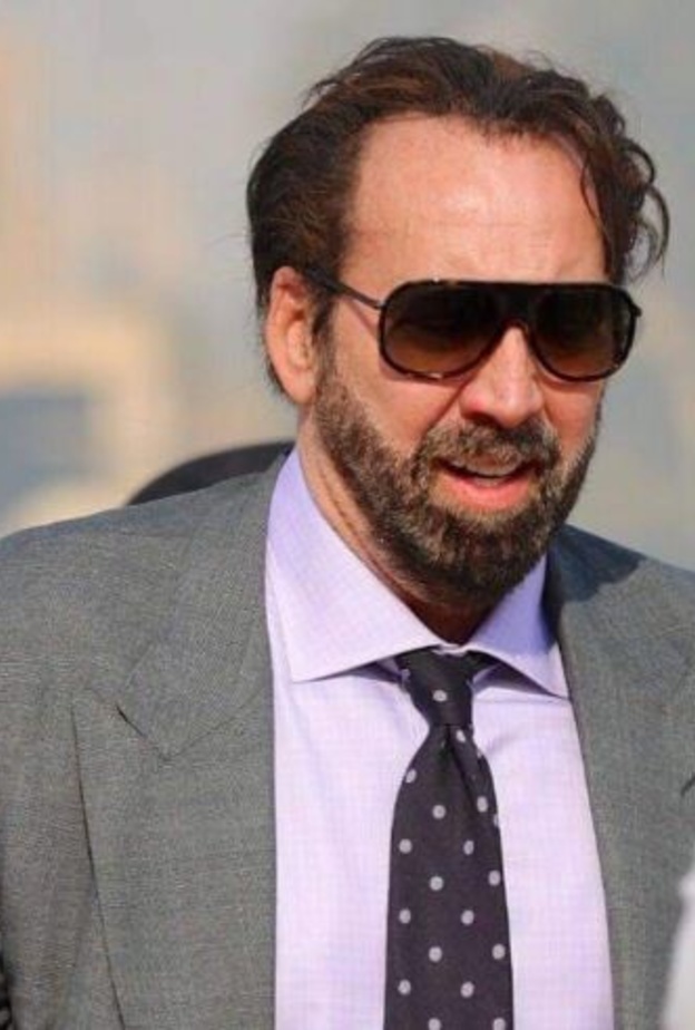 مشاهير غيروا أسمائهم