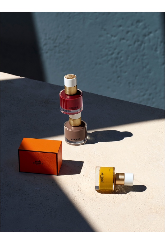 طرق اعتماد روتين العناية بجمال اليدين والأظافر مع مجموعة أيدي Hermès