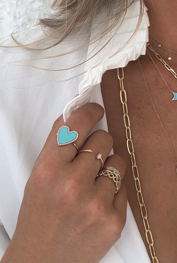 مجوهرات راقية ساحرة بأشكال القلب