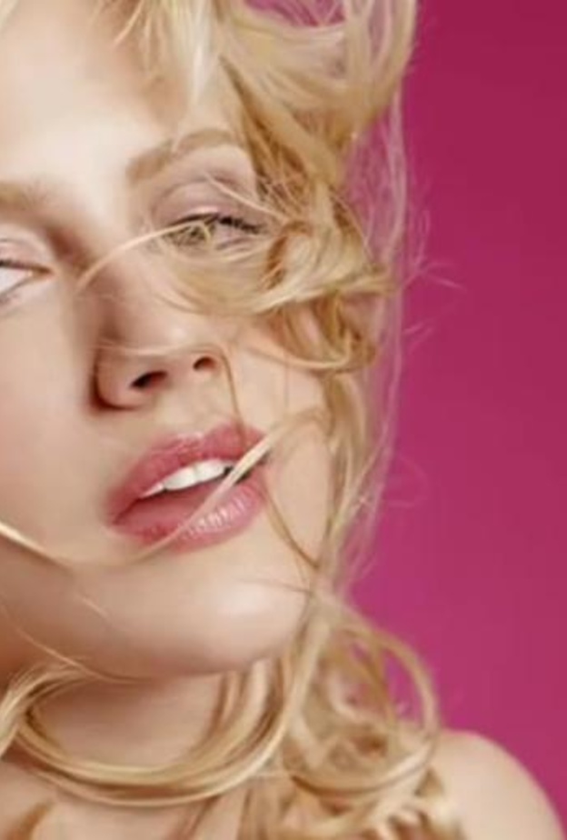 السر وراء منزل بريتاني ميرفي وغموض وفاتها هناك