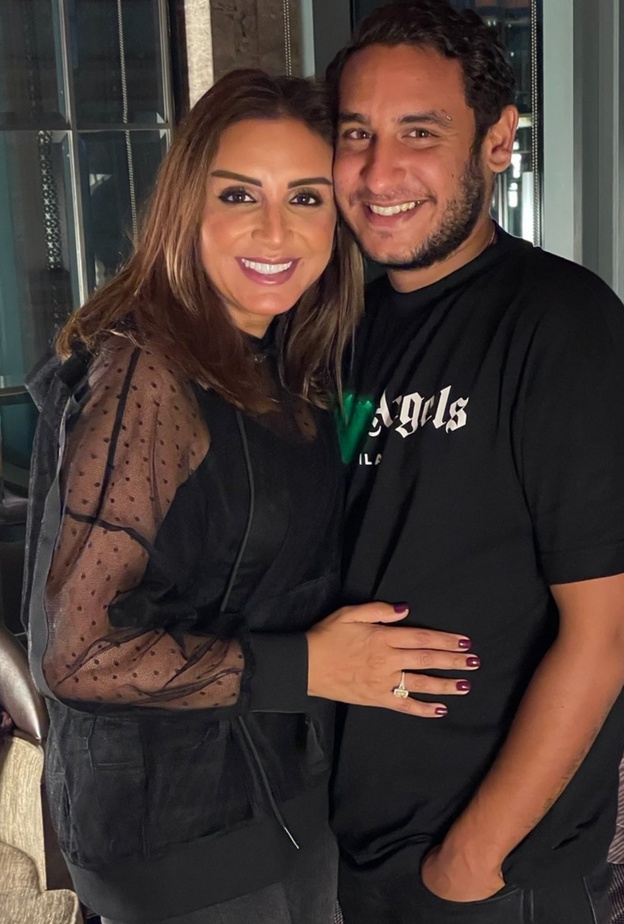 انغام وابنها 