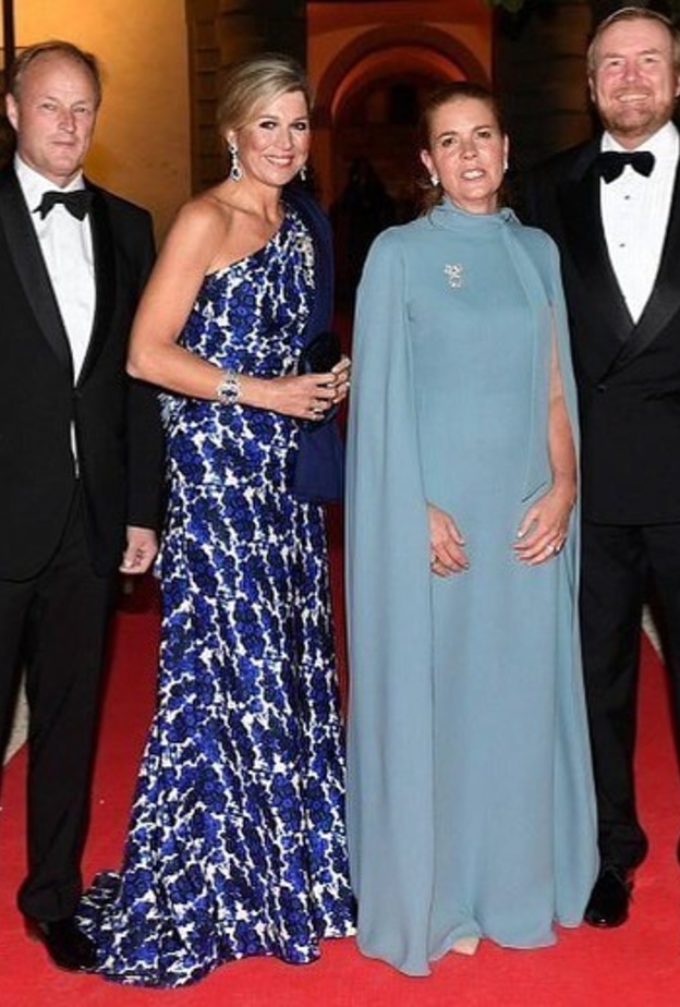 ملك وملكة هولندا يحضران حفل زفاف تاتيانا والدبورغ-زيل