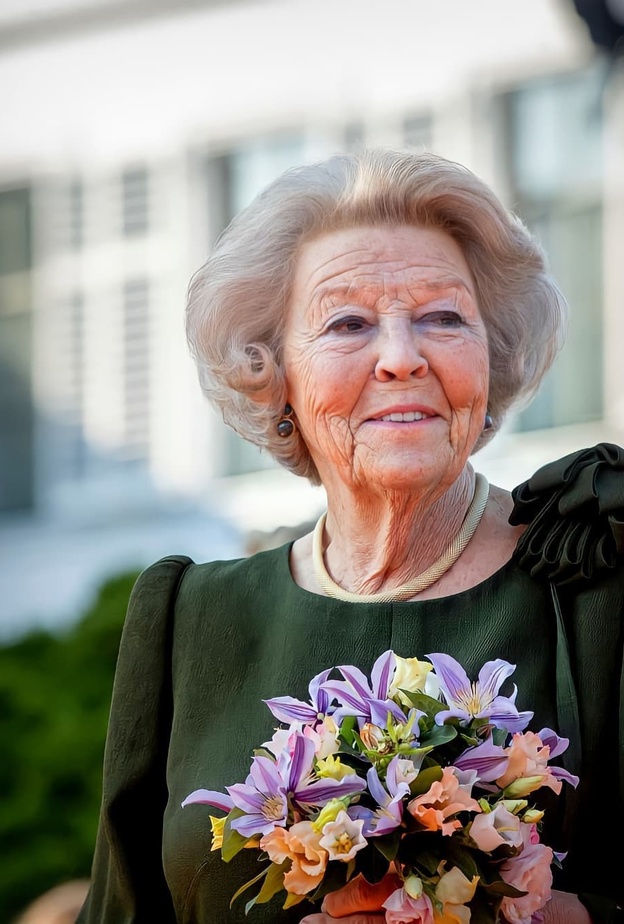 الأميرة بياتريكس تشارك في احتفالات ذكرى تأسيس مؤسسة Beatrix Spierfonds الخيرية