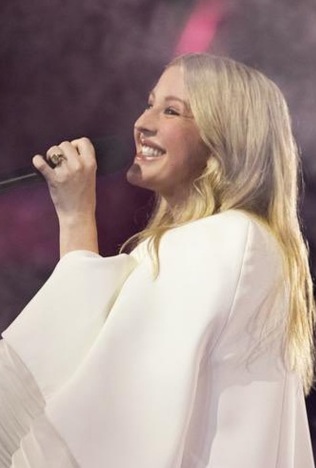 إطلالات النجمات الجمالية في حفل افتتاح إكسبو 2020 دبي