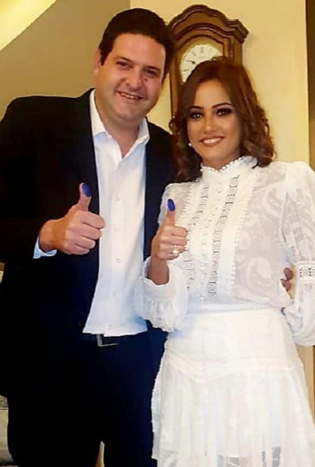 بشرى وزوجها