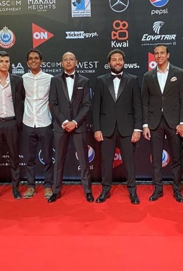 فريق فيلم ريش