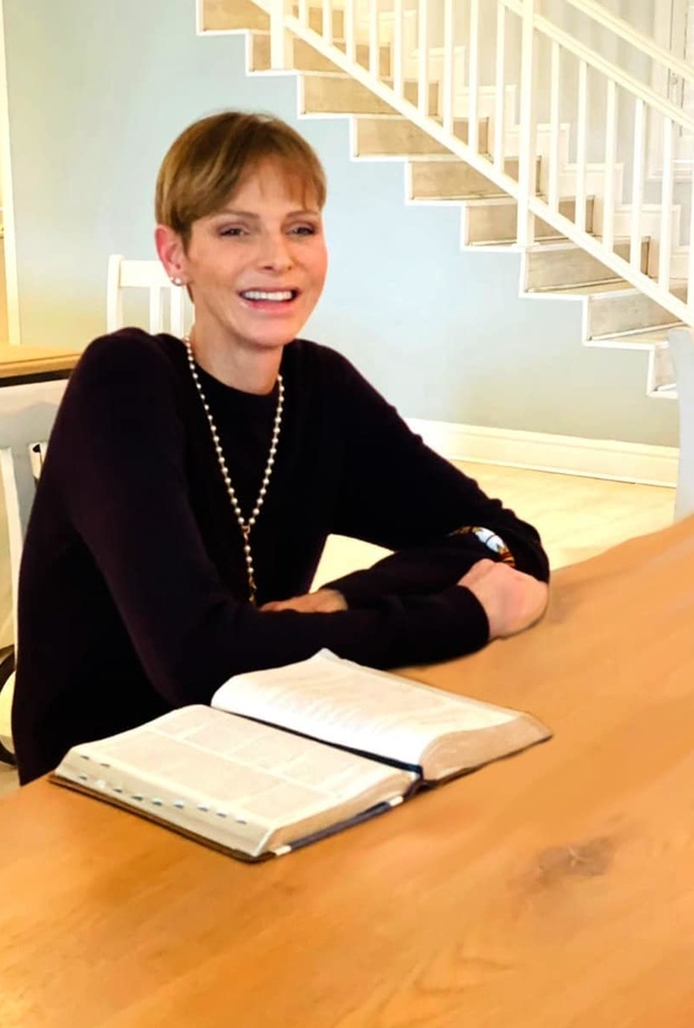 شاهدوا بالصور أحدث ظهور للأميرة تشارلين أميرة موناكو