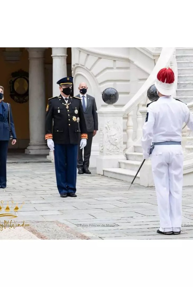 الأمير ألبرت والأميرة كارولين يستضيفان حفل استقبال في القصر الأميري