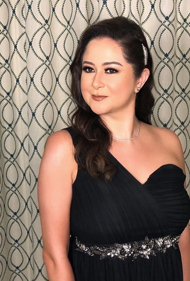 مي نور الشريف تفاجئ الجمهور بـ نيو لوك الشعر القصير