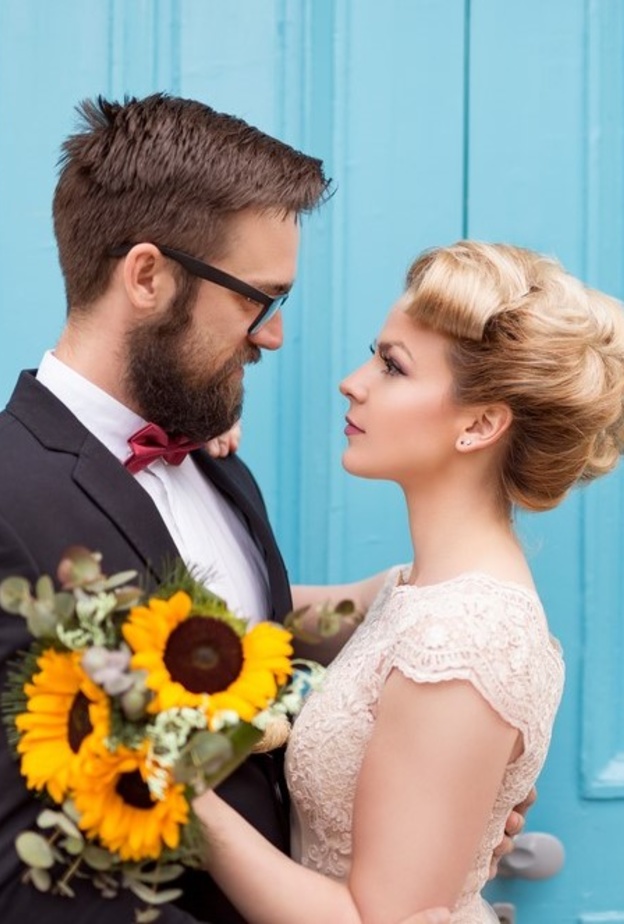 shutterstock_أزهار عباد الشمس تناسب العروس الحالمة