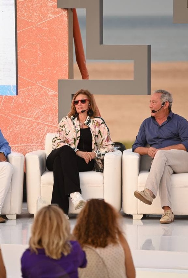 يسرا في مؤتمر مهرجان الجونة