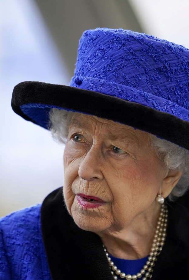 ملكة بريطانيا تلغي زيارتها إلى إيرلندا الشمالية بناء على نصيحة الأطباء