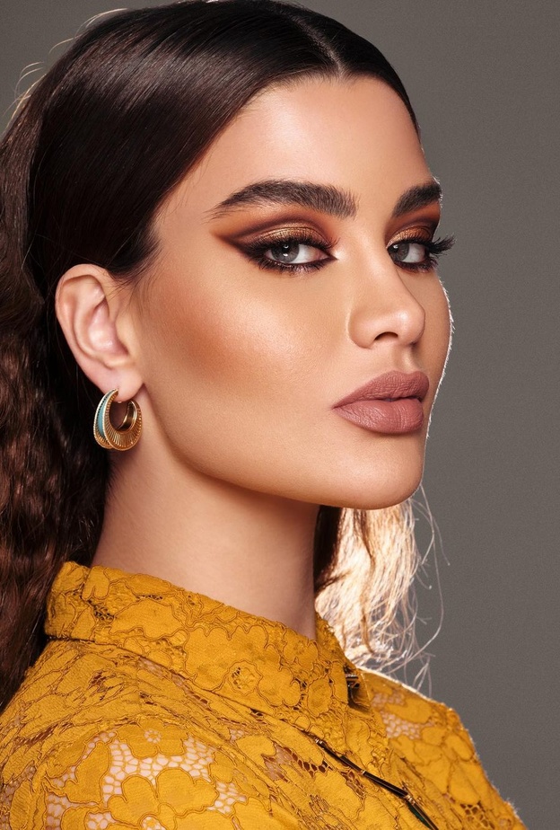 رسمات مكياج ملفتة وعصرية من وحي روان بن حسين