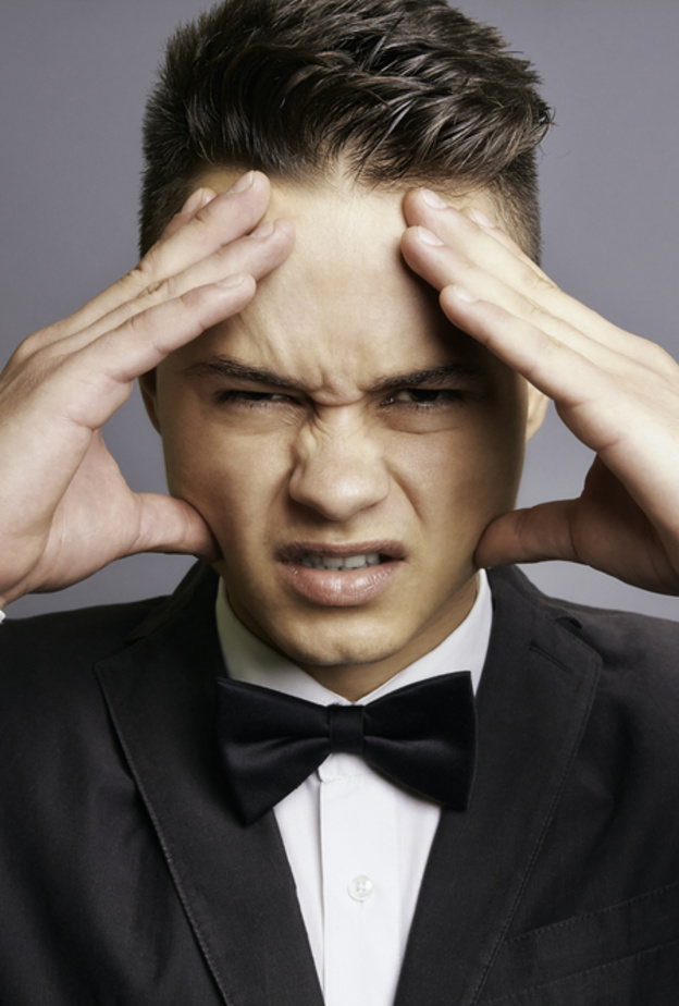 shutterstock_والدة العريس قررت مقاطعته