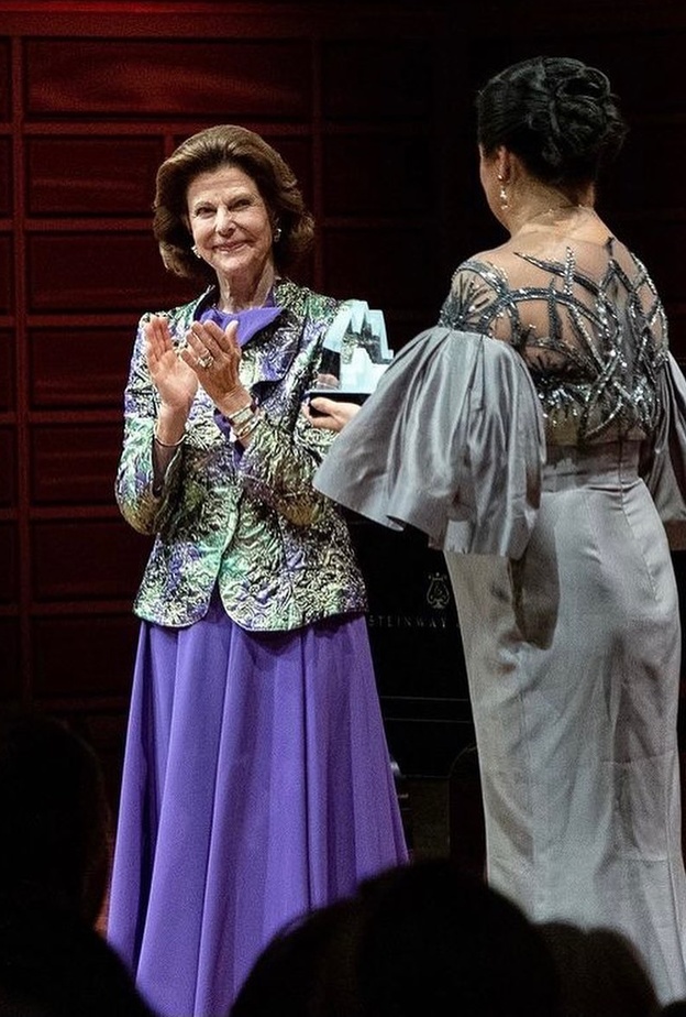 الملكة سيلفيا Polar Music تسلم جائزة الموسيقية