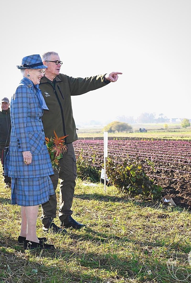 الملكة مارغريت تحضر فعاليات مهرجانا للطبيعة والعلوم