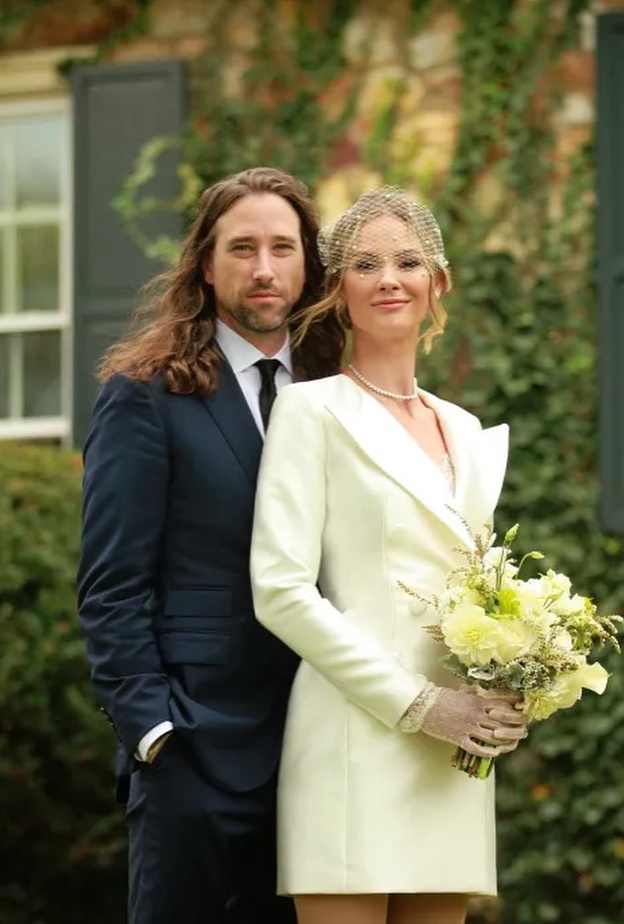 رئيس الولايات المتحدة وزوجته يحضران زفاف عائلي