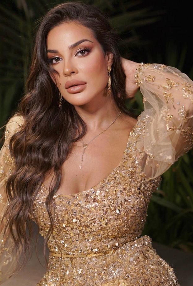 أطقم مجوهرات فاخرة من وحي نادين نسيب نجيم 