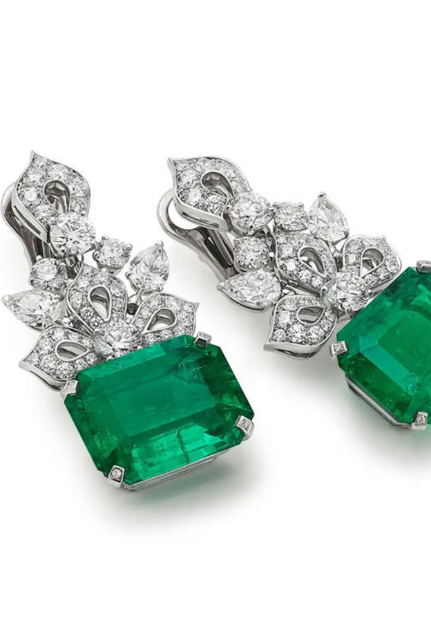 أقراط من بولغري Bvlgari