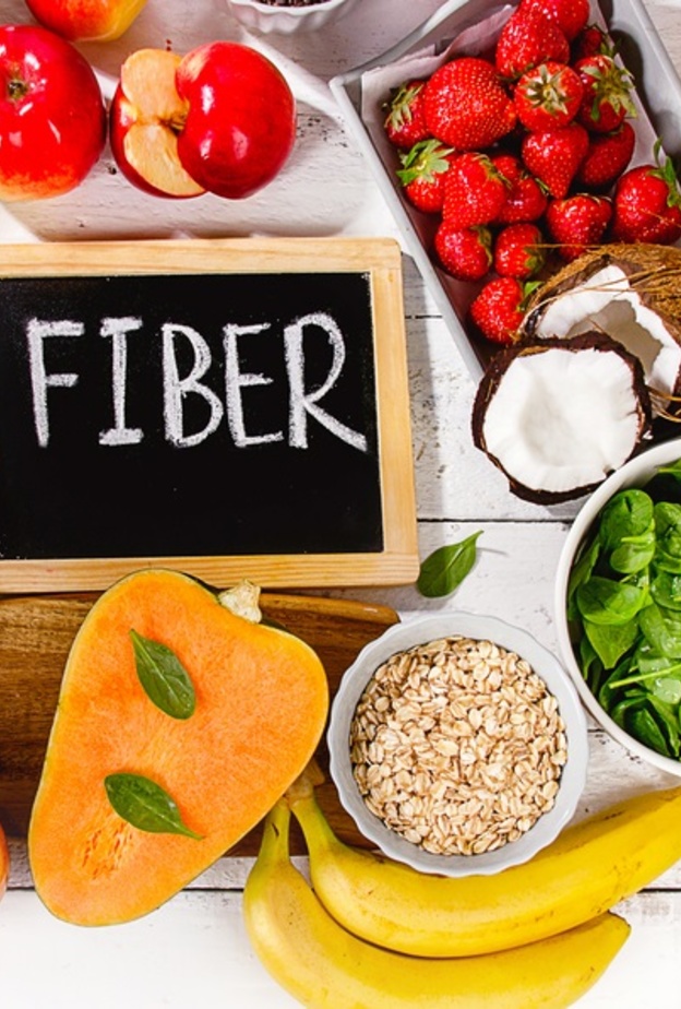 اطعمة غنية بالالياف لكن اضرارها تقوف فوائدها