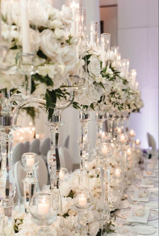 افكار ديكورات وزينة حفل الزفاف حالم بالابيض والكريستال