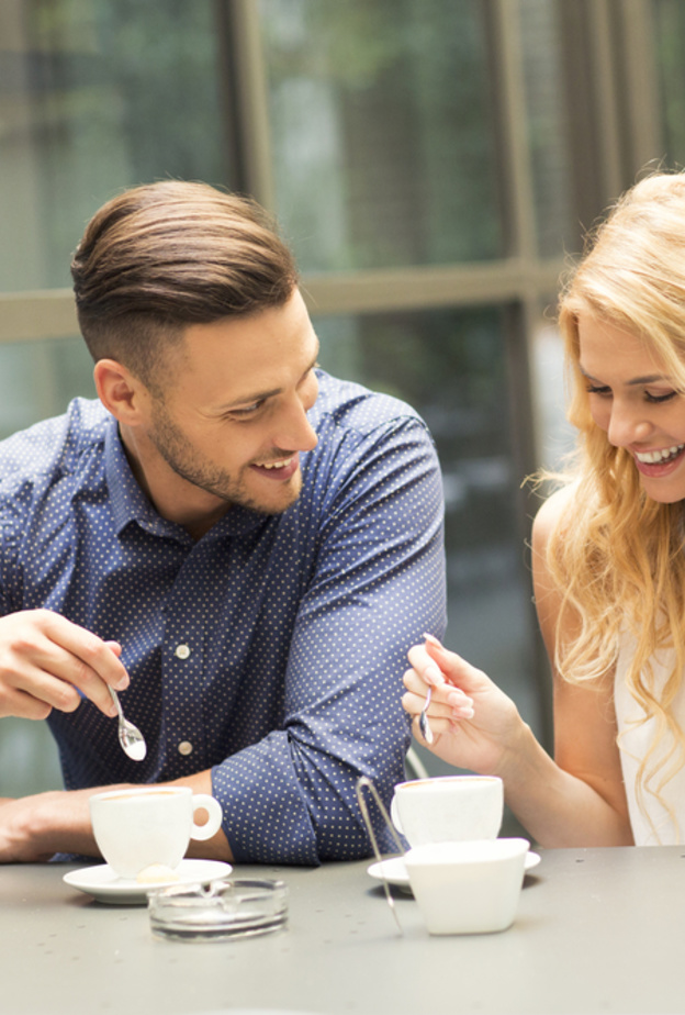 التعامل مع خطيبك صاحب المزاج المتقلب يحتاج الى اسلوب خاص- shutterstock